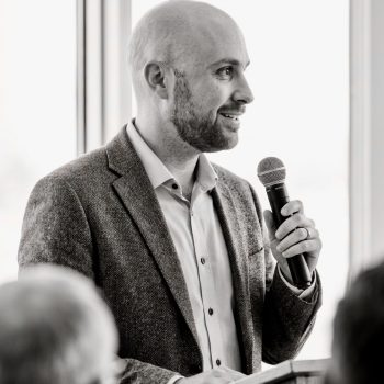 Dr. McWilliams giving a lecture to medical students, medical residents, and other faculty at University of Wisconsin